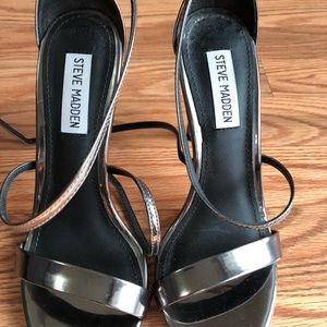 Steve Madden Silver Strappy heels. Worn twice